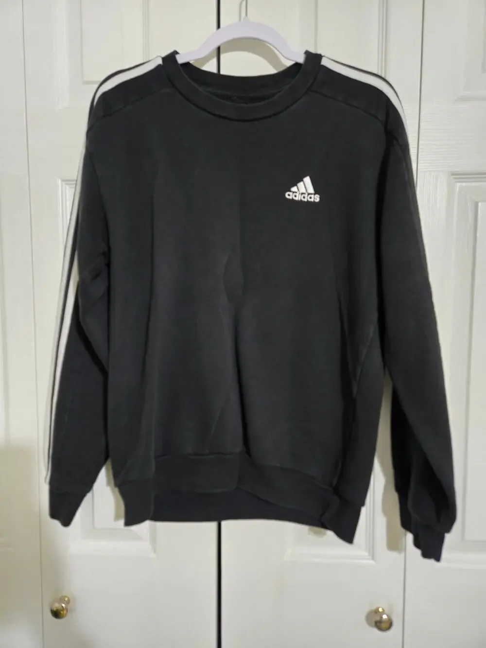 Adidas medium men's black sweater